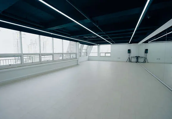 인트로댄스스튜디오 운암점