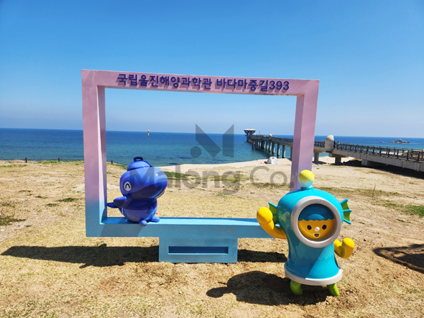 마롱컴퍼니 조형물 3