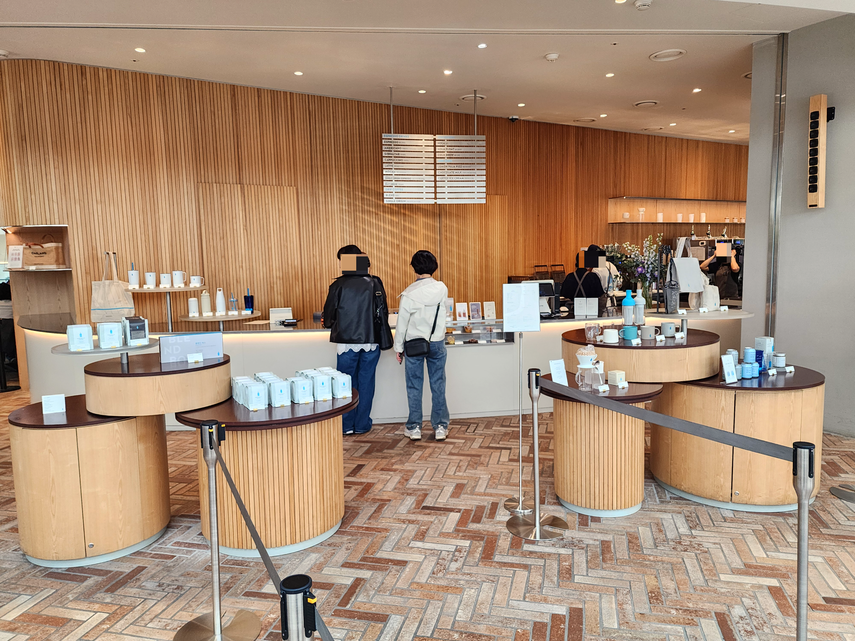 블루보틀더현대서울_놀라플로트