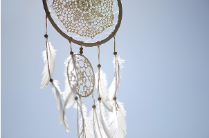 의복과 장신구의 금기 – 색과 문양에 담긴 기운