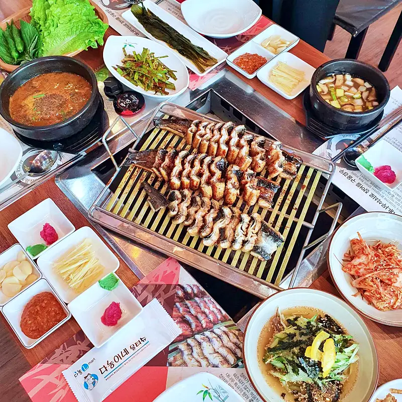 네모세모 전북 전주 맛집 참숯과 담양대나무 석쇠를 사용한 대나무 장어구이 소금구이 양념구이 장어 맛있는 곳