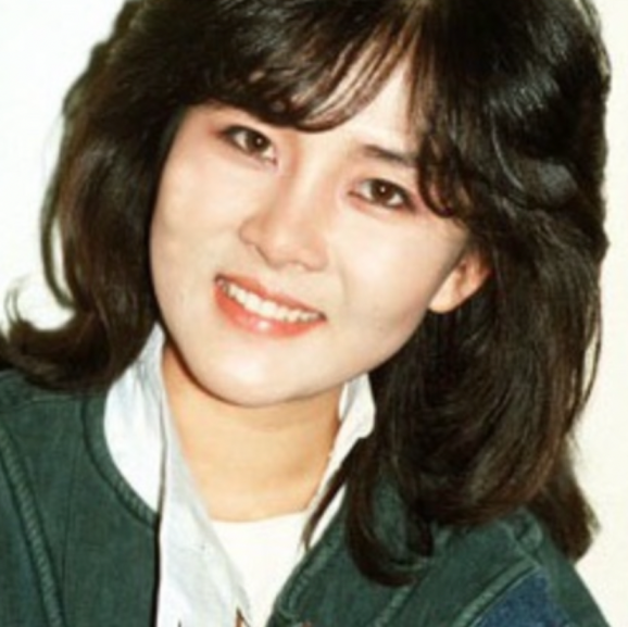 박준금