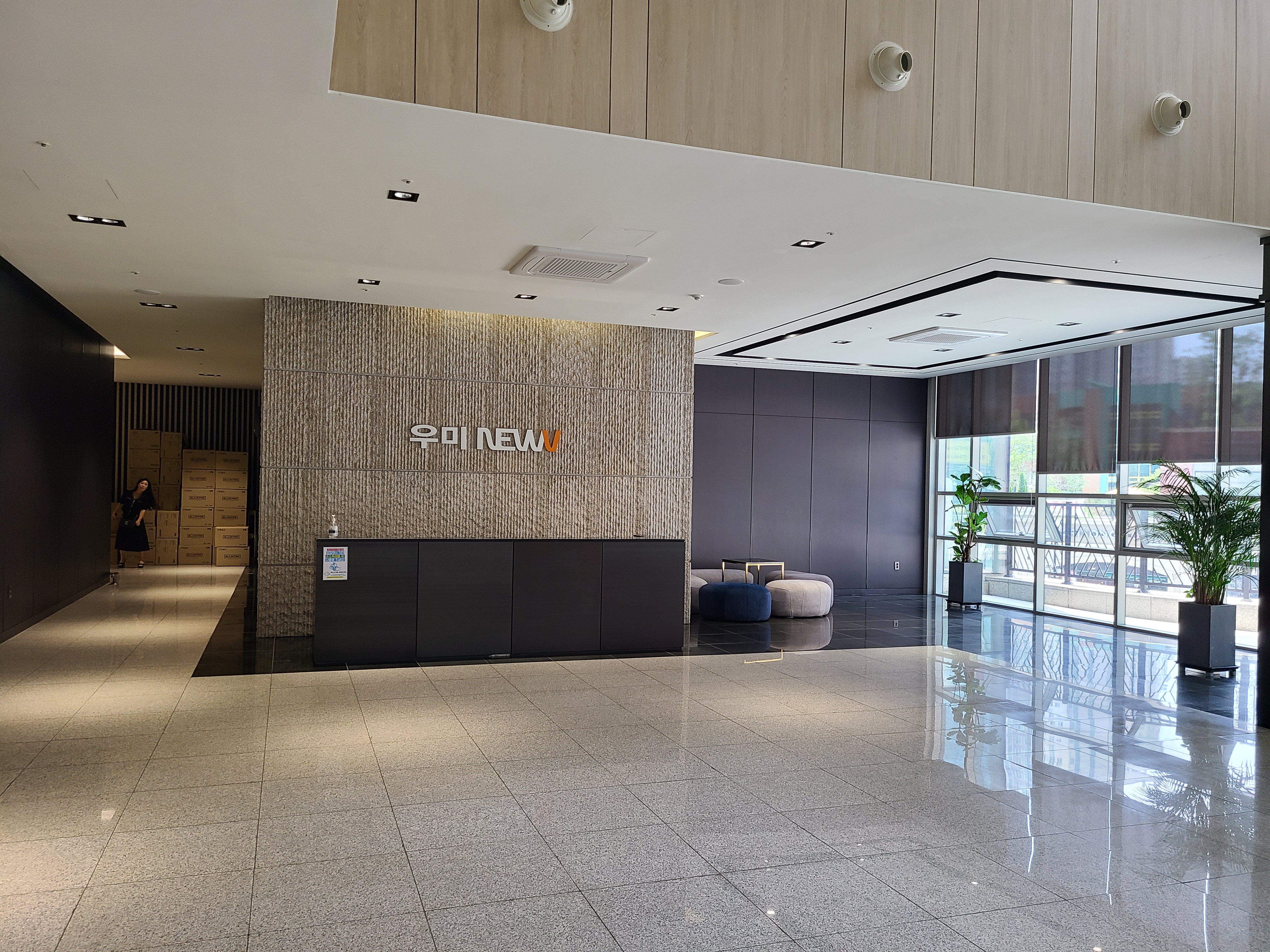 광교 우미뉴브 1층 내부1