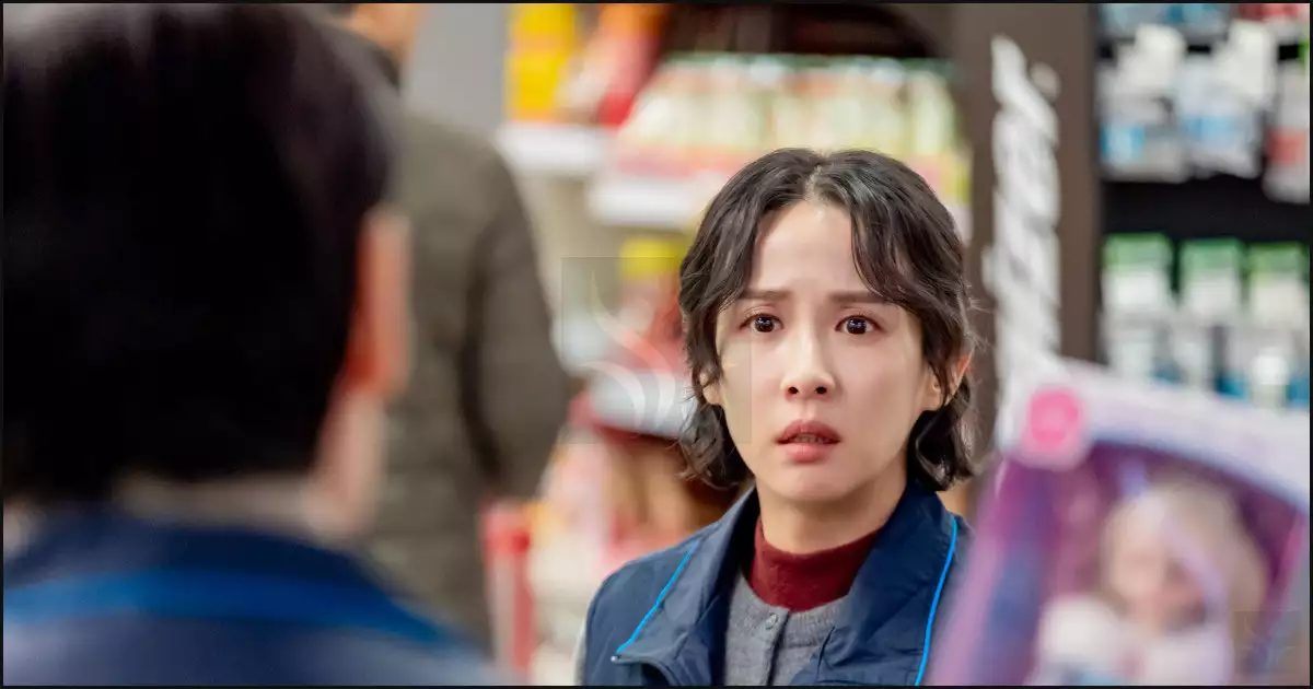 마트에서 일하는 지우와 고약한 팀장