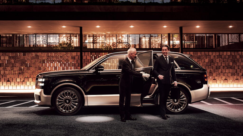 토요타 센추리 SUV