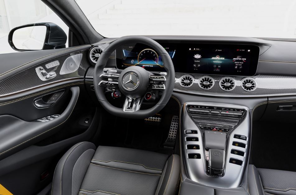 2025 메르세데스-AMG GT 4도어 쿠페