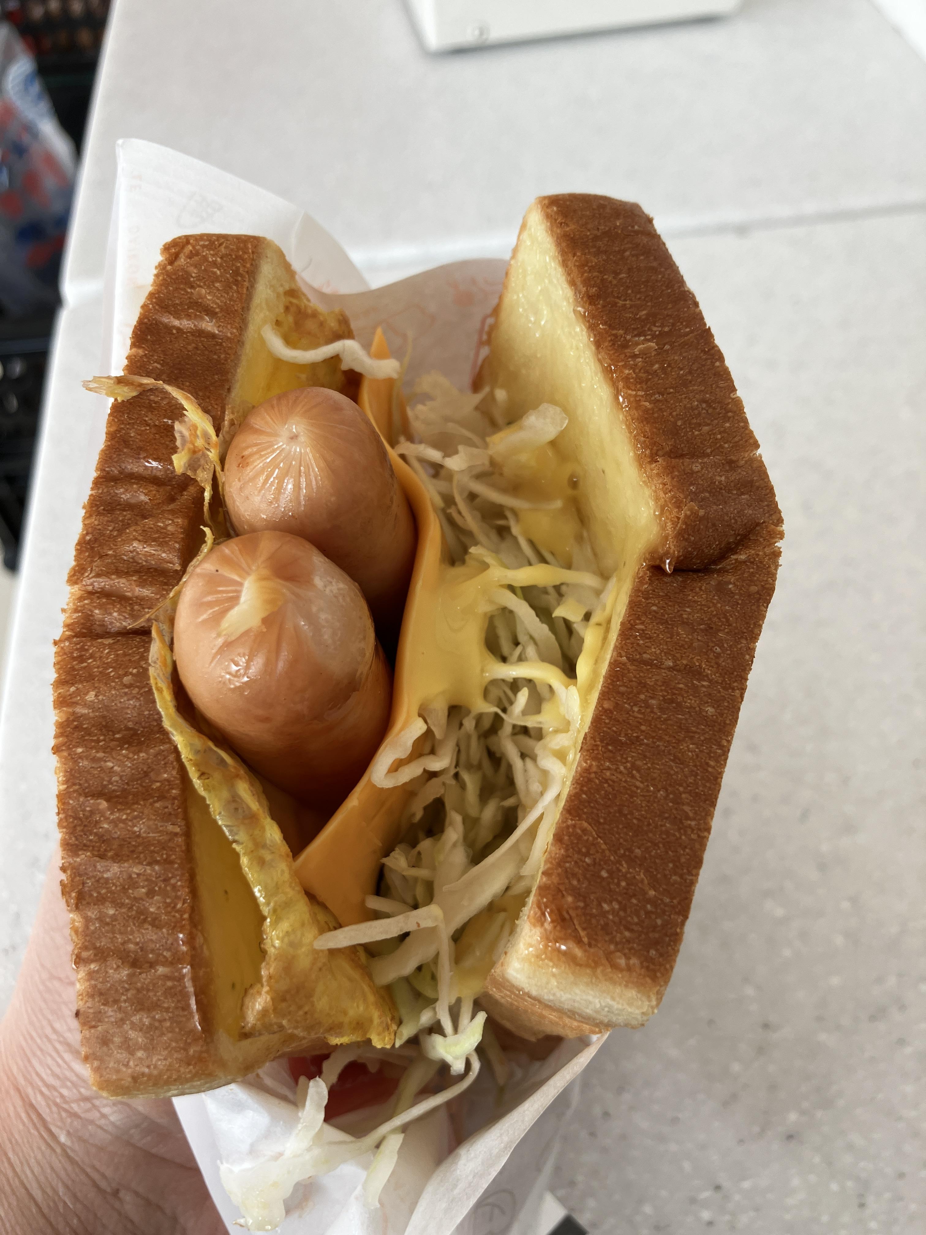 이삭토스트 더블소세지 토스트