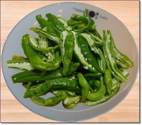 꽈리고추 요리 준비