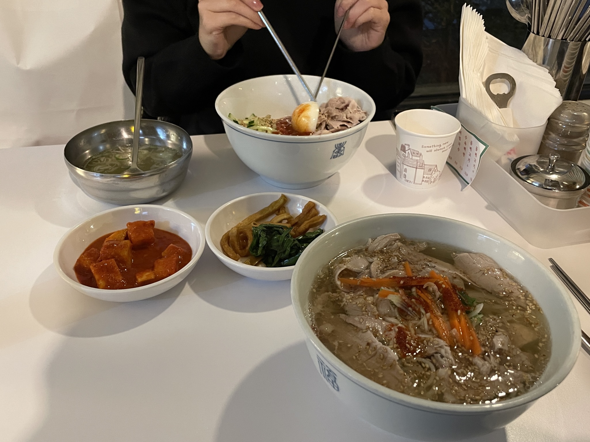 안국 국수 동백 식당