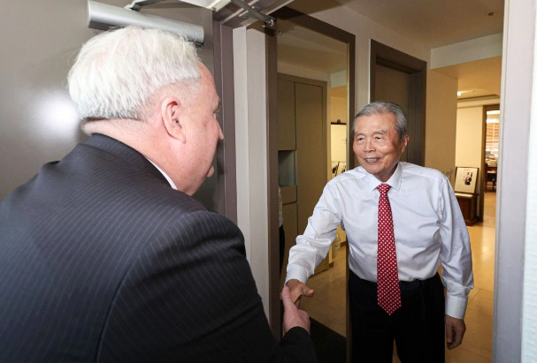 김종인 프로필 나이 고향 가족 학력 재산 | 김종인 인요한 만남과 이준석 신당 상황