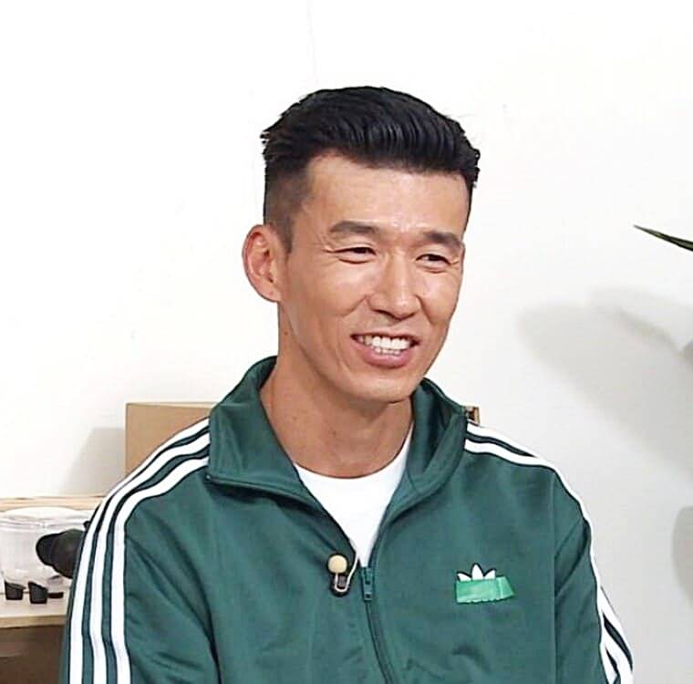 가수-션