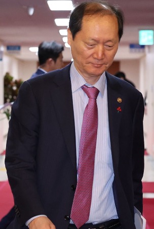 이완규 법제처장 프로필