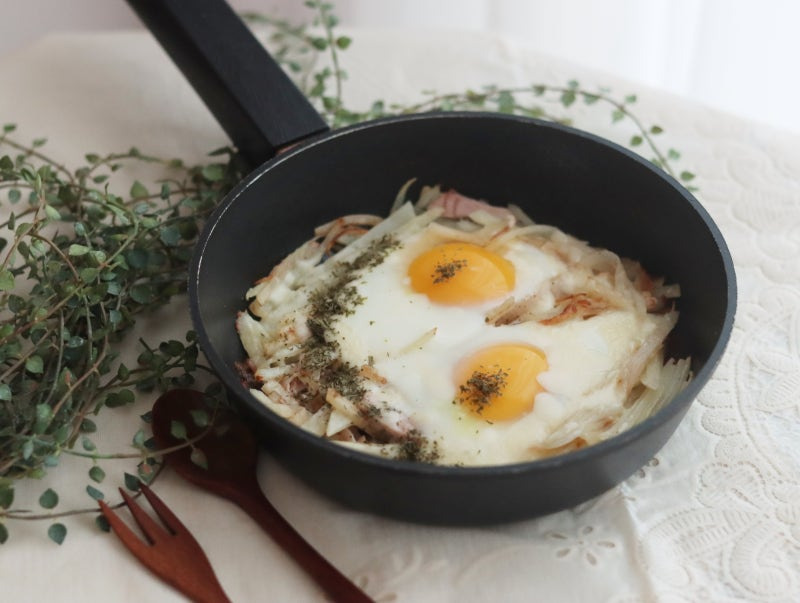 원팬 요리 – 햄, 감자, 계란을 활용한 햄감자볶음