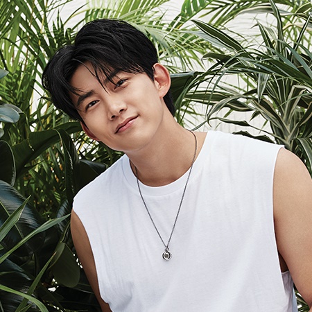 옥택연