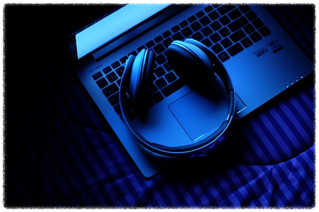 스마트폰에서도 유튜브 음원 다운로드가 가능한가요?