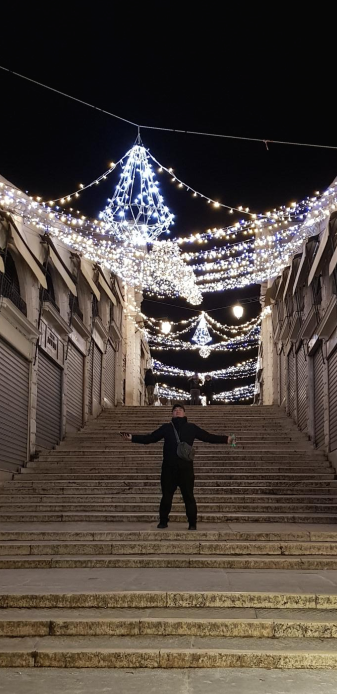 베네치아 리알토다리 계단위에서