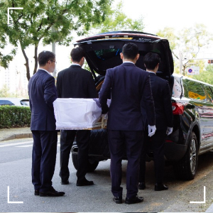 장례식장 반팔 여름 조문복장12