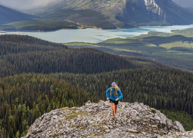자연배경 산악인