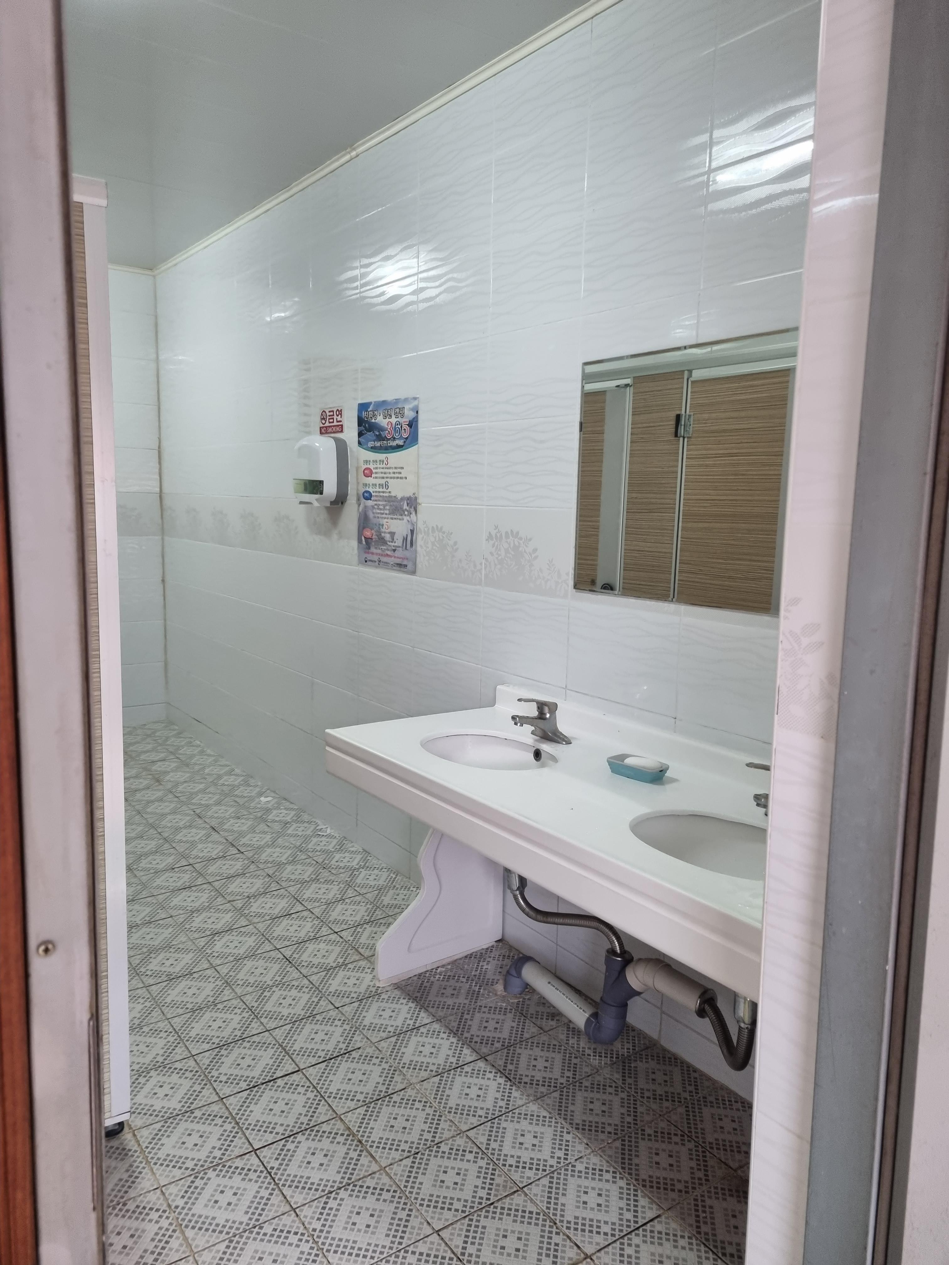 초록슈피아캠핑장