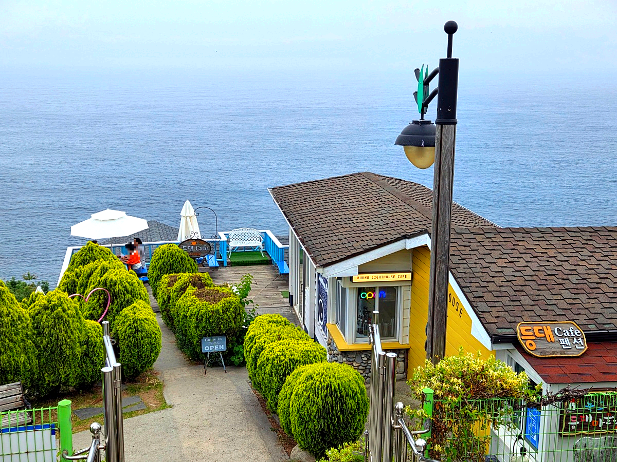 동해 묵호 논골담길 카페 6곳 모두 보기&amp;#44; 오션뷰 명당부터 감성 당고 맛집까지