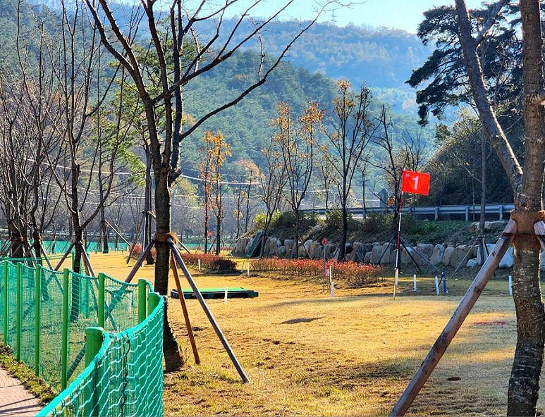 산청 오부파크골프장. 경남 산청군 오부면 일물리 456-1