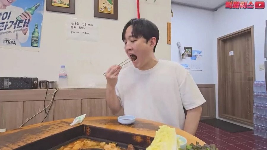 실온에서 2달 숙성시킨다는 유명 돼지갈비집.jpg 실온에서 2달 숙성시킨다는 유명 돼지갈비집.jpg
