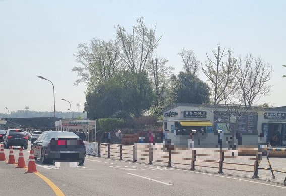 순천만 국가정원 동문 주차장 (주차장, 매표소, 편의시설)_24년4월10일 기준 사진