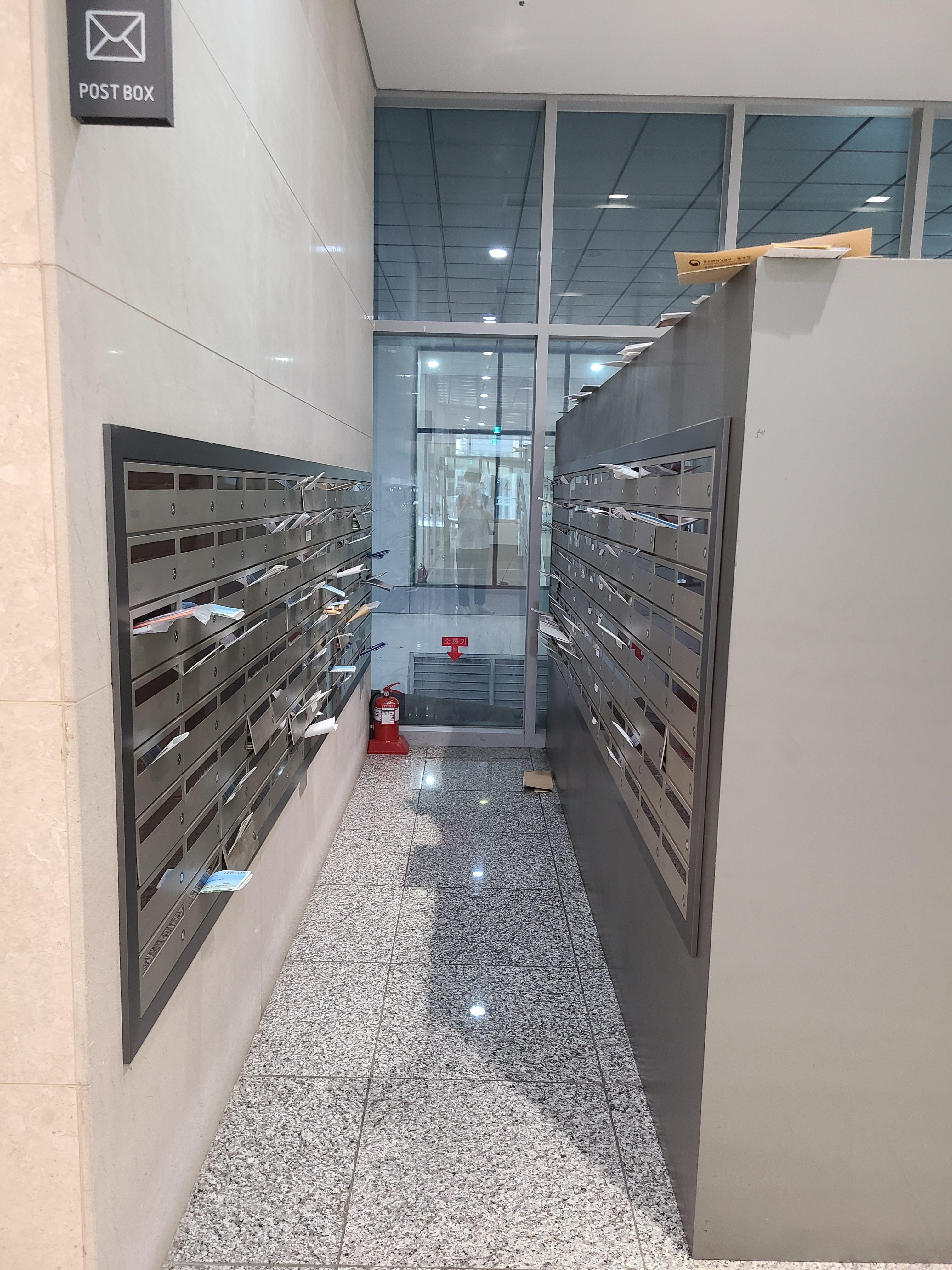 H비즈니스파크 1층 내부1