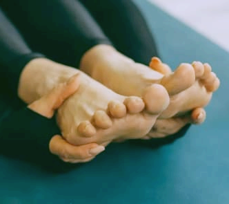 발등 통증 원인