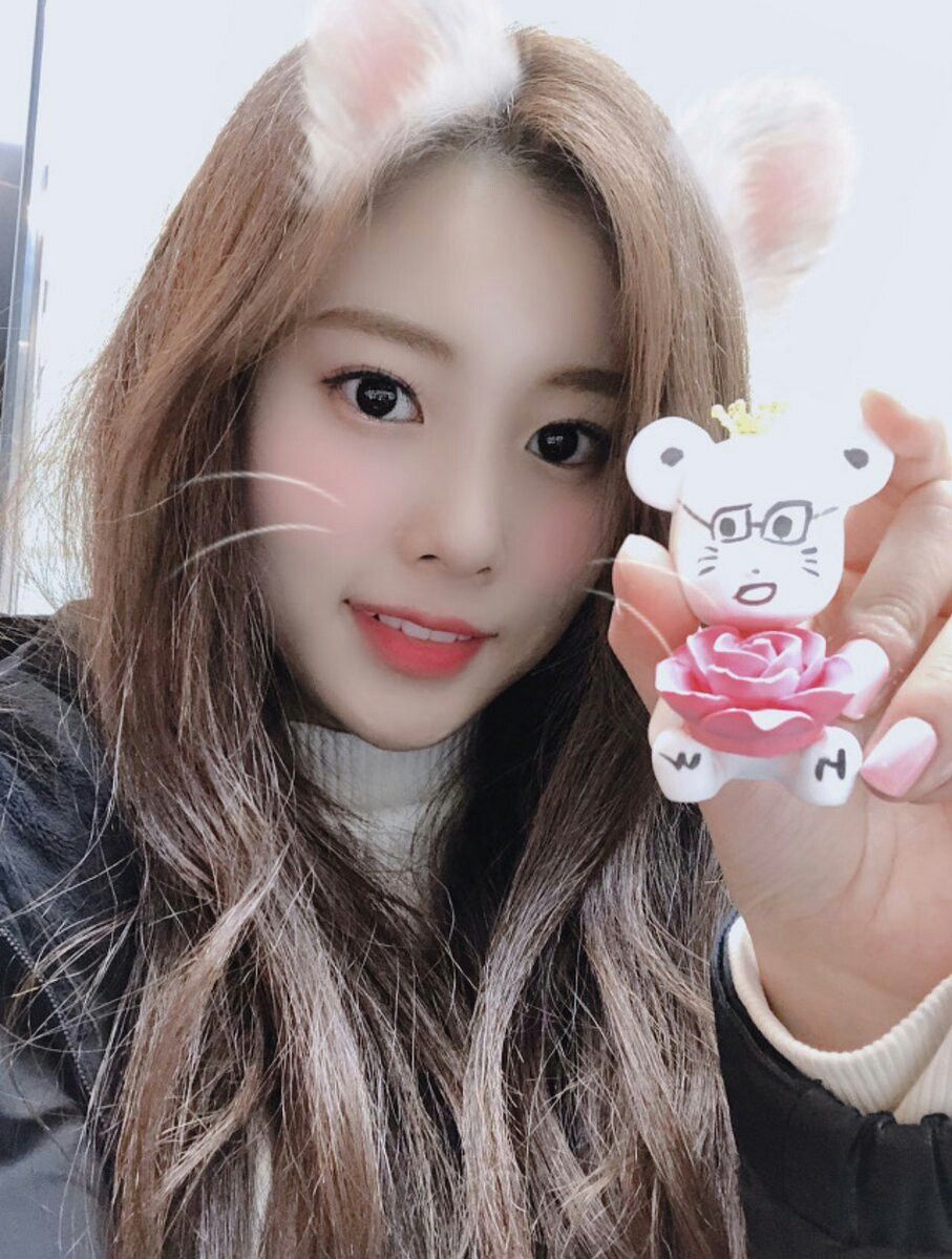 아이즈원 강혜원 몸매 키 아이즈원 강혜원 몸매 키