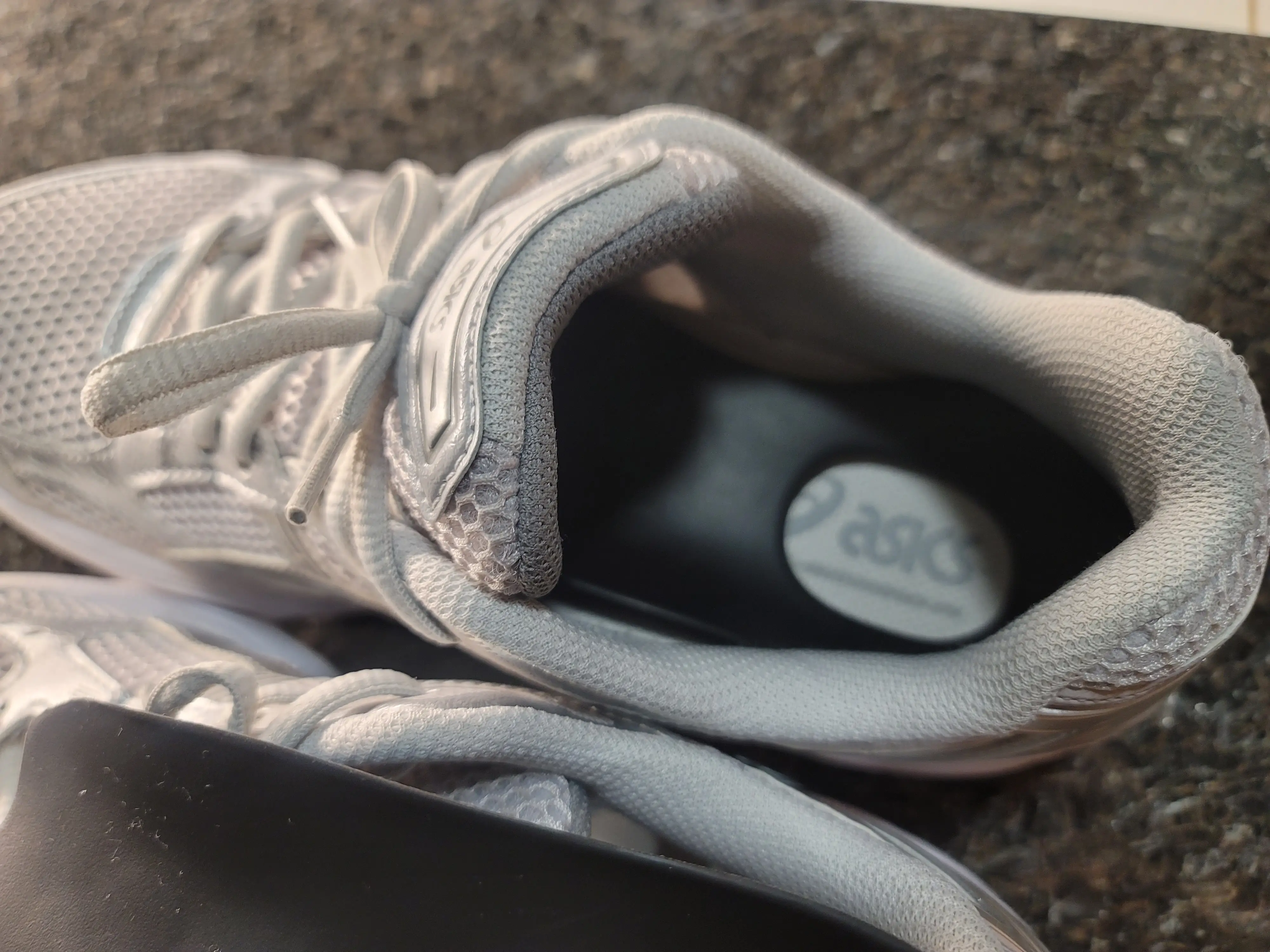 아치스본 올바른 방향