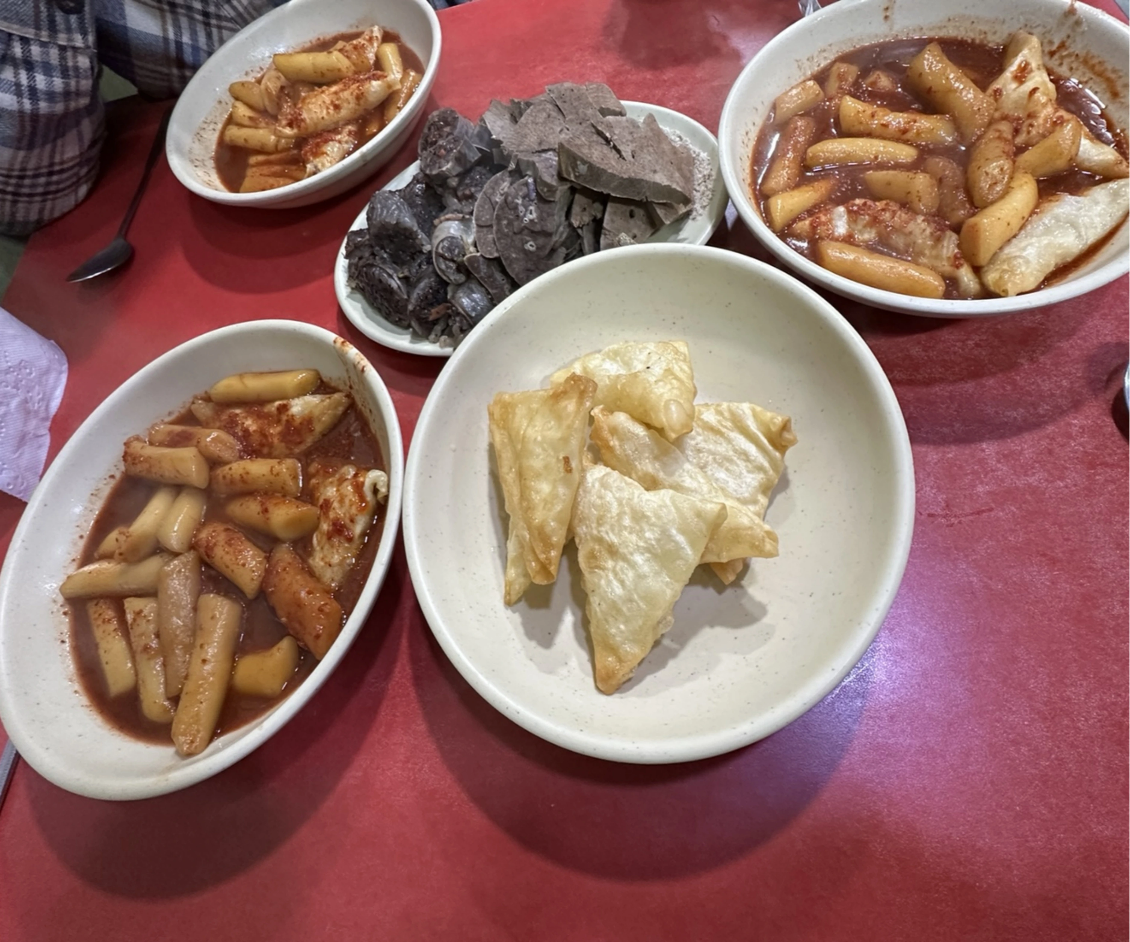 대구-달고나-떡볶이-달떡-흰만두-순대-떡볶이
