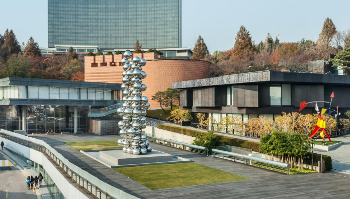 라움 미술관