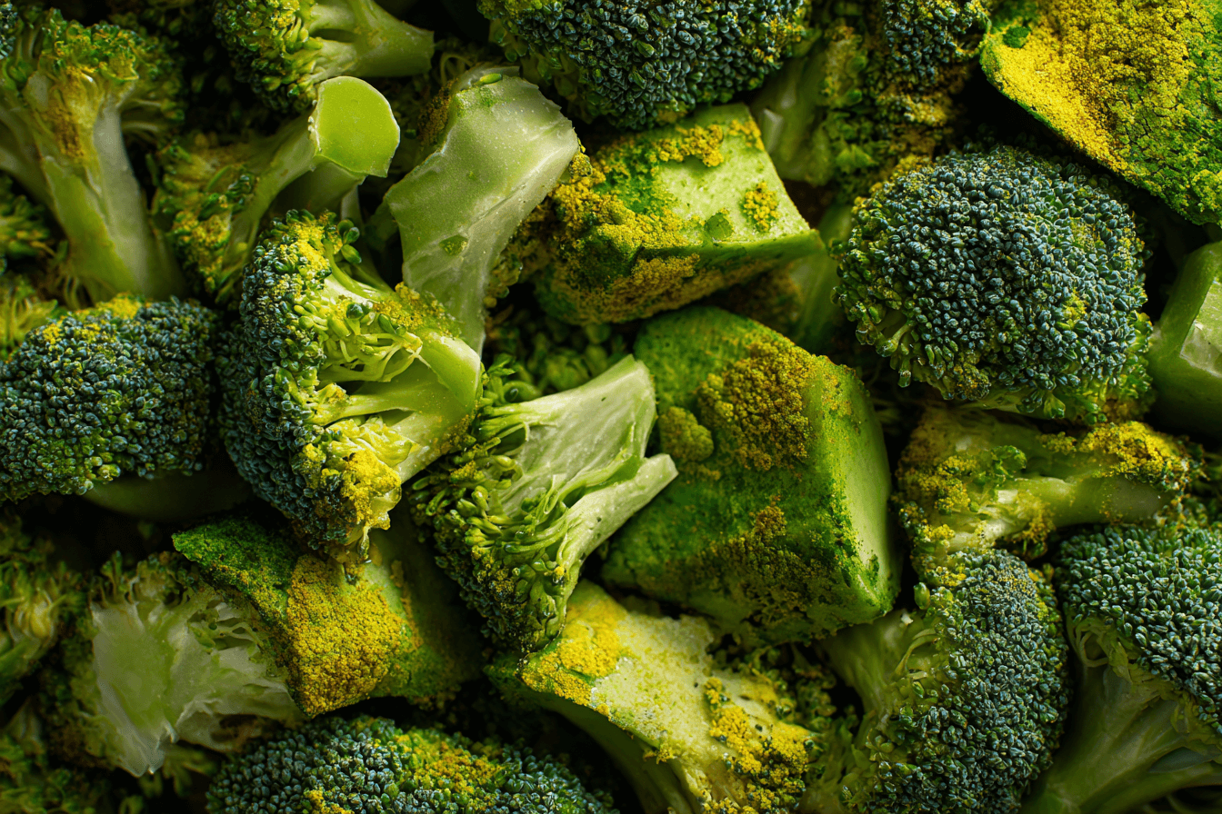 곰팡이-핀-여러개의-브로콜리-이미지