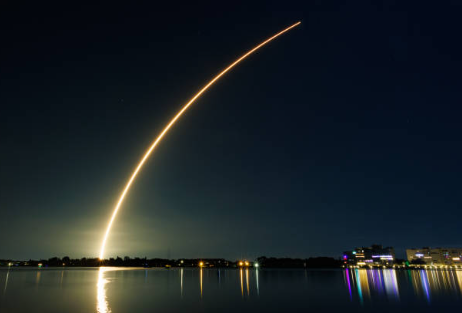 스페이스 X의 역사와 프로젝트, 성과, 기업 가치, 미래 전망.