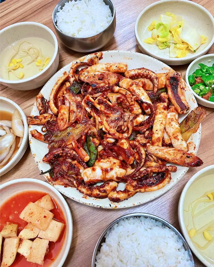 생방송 오늘저녁 경주 충효 노포 오징어 불고기 오불 오징어볶음 맛집