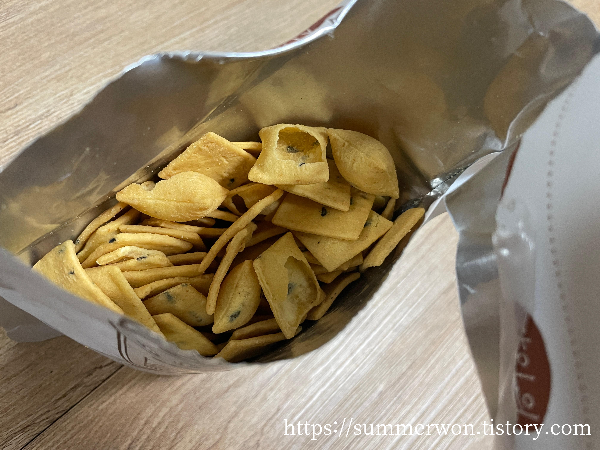 미가푸드 수제두부과자 과자내용물