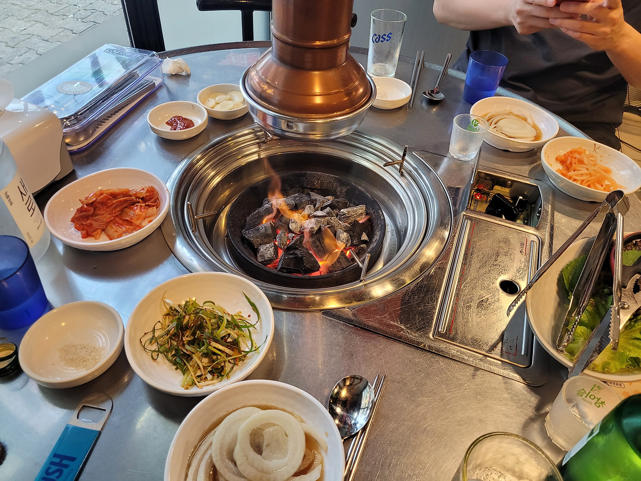 참숯을 보여주는 사진