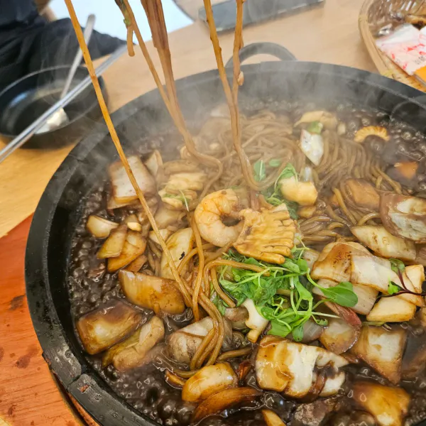 생생정보 고수의 부엌 돌짬뽕 음식점 위치