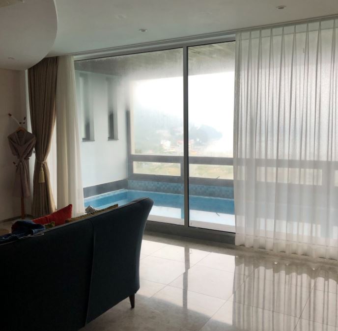 실내-수영장-사진