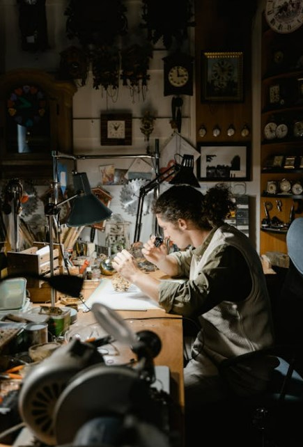 롤렉스 시계 수리 비용 완전정리 (2025년 최신)