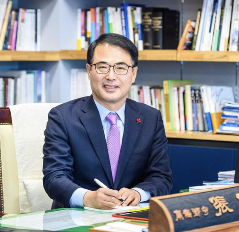 장충남 남해군수