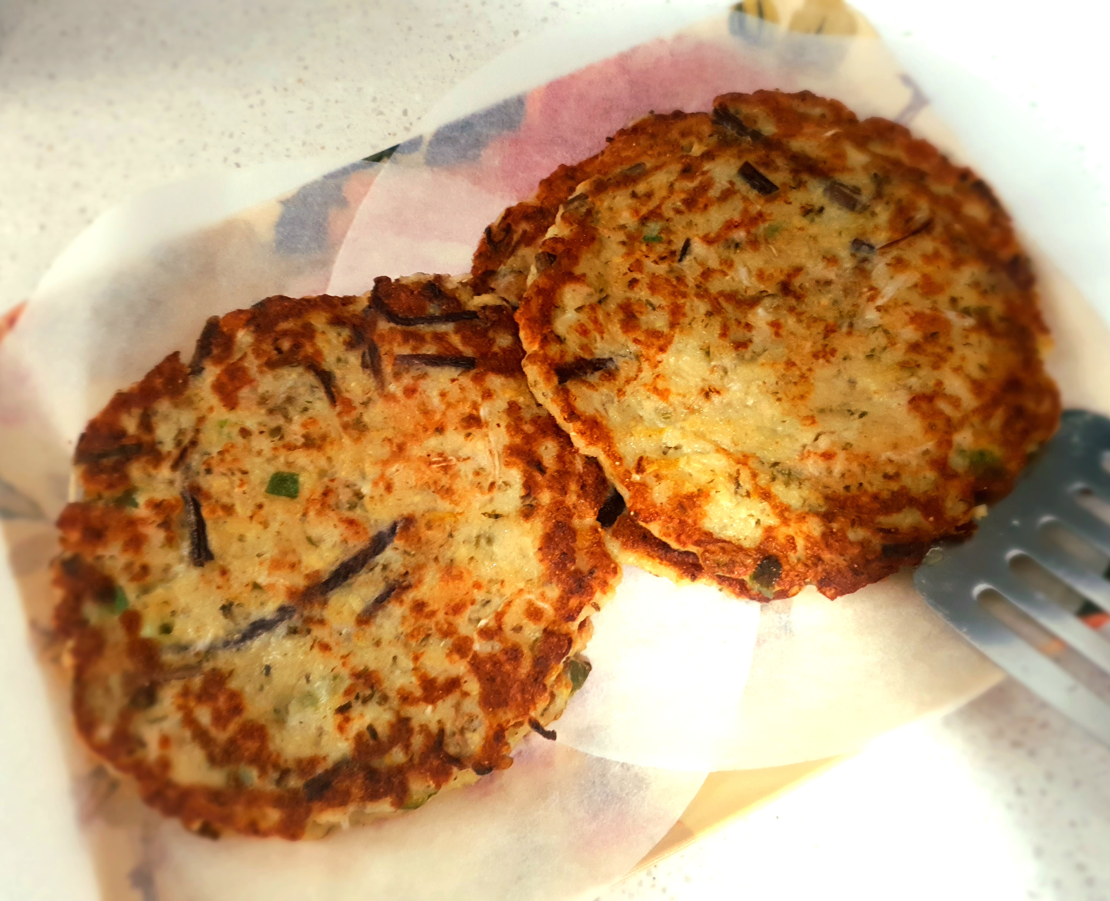 녹두전은-겉바속촉이-맛이-좋아요.