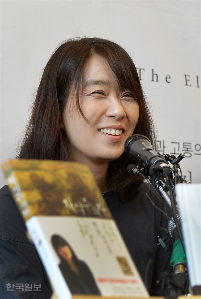 노벨문학상 한강 작가 아버지 한승원 부녀 가족 한방에 모두 정리