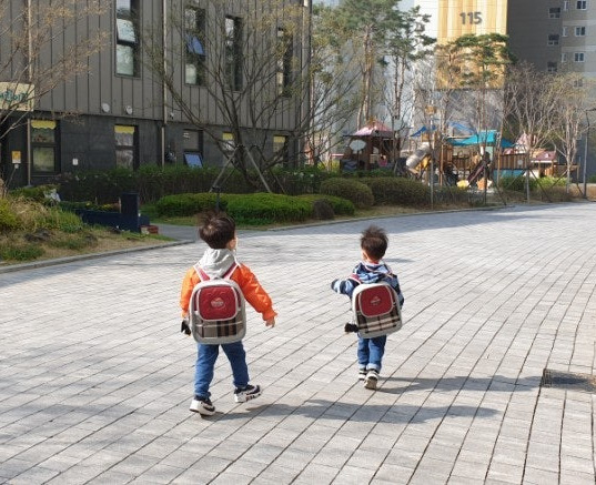 육아기 10시 출근제