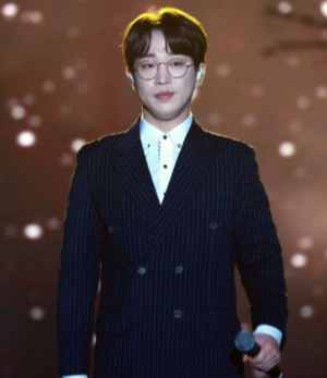 가수 안성훈