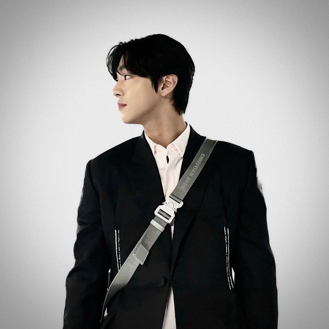 안효섭