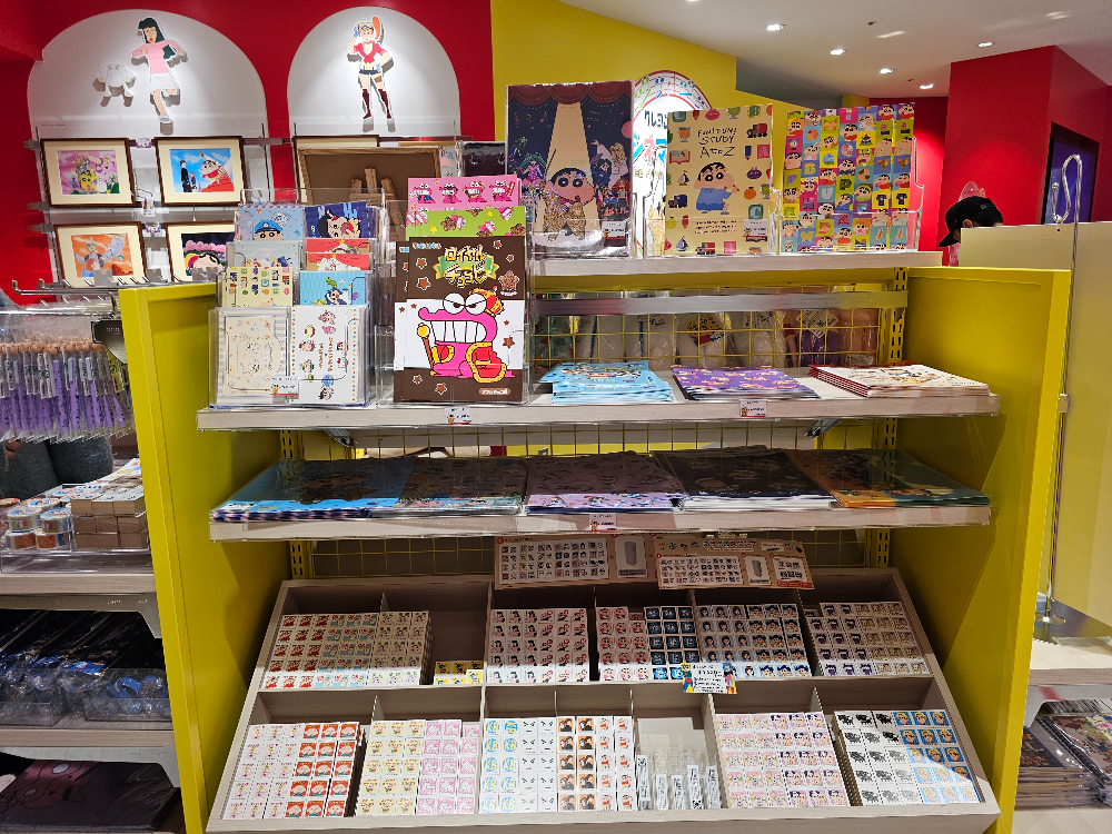 이케부쿠로 선샤인시티 크레용신짱 시네마 퍼레이드 스토어