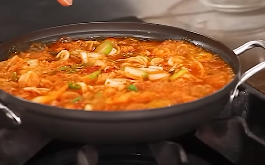 김치찌개 맛있게 만드는 방법