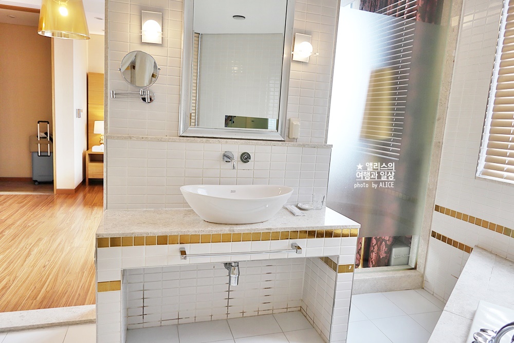 잠실 파로스 호텔 아늑한 디럭스 더블룸 직접 투숙해보니 좋음 가성비 위치 좋은 호텔